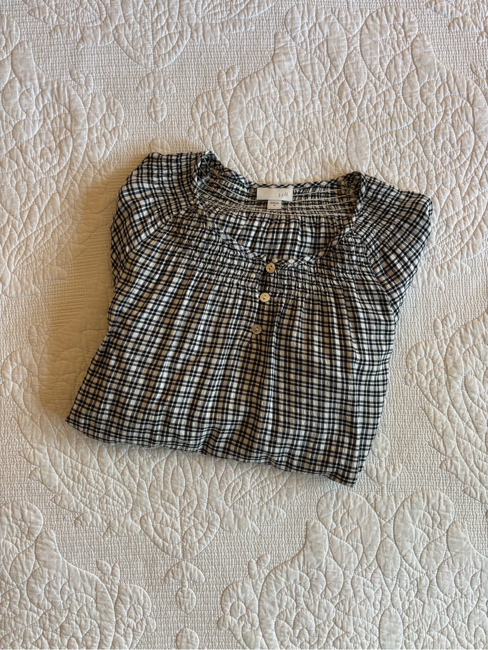 Women’s Black and White Plaid Smocked Button-Front Top